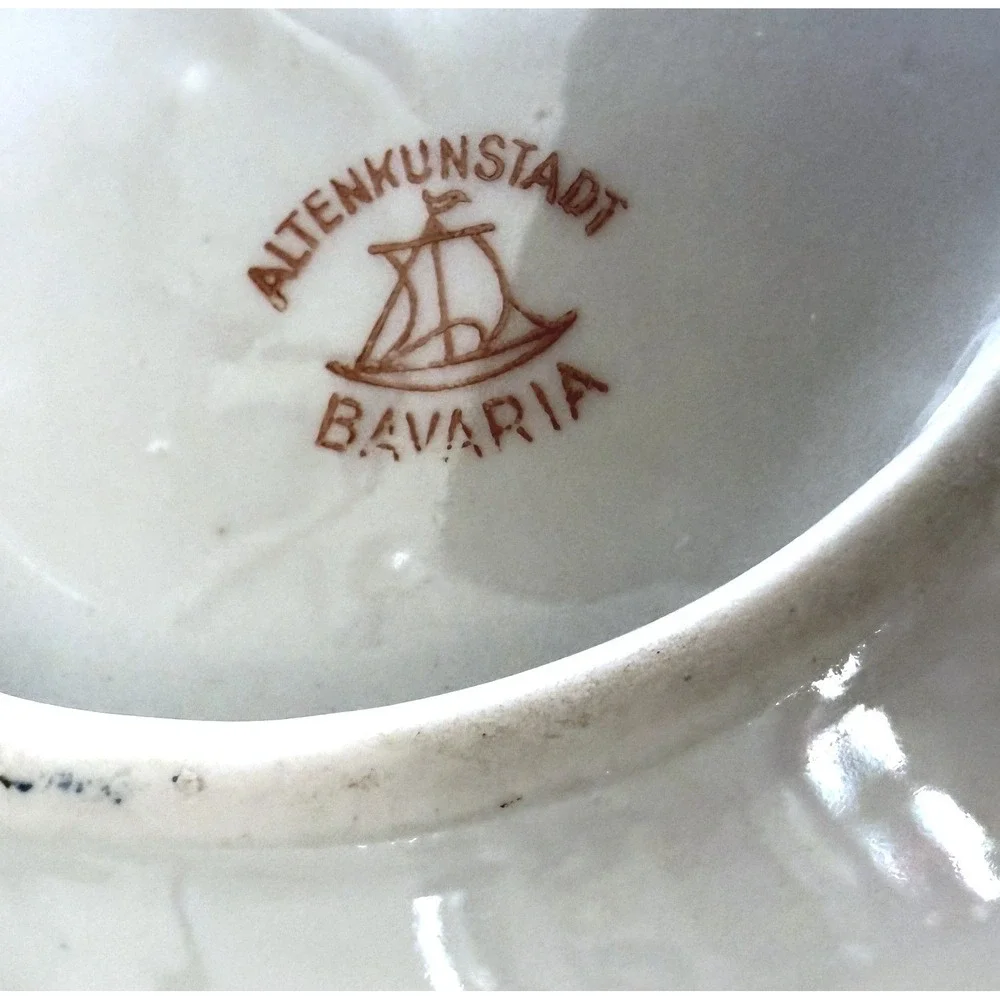 Bommerlunder Aquavit Bavaria Ceramic Ashtray Vintage Barware Blue White Freeform
